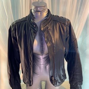 Genuine Harley Davidson Ladies Jacket. Size 8. Like New.